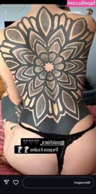 evasciacca - Sincere beauty  ambeerjaade with sensual facial features and