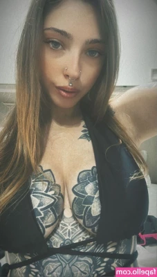 evasciacca - I hope everyone has an amazing day today