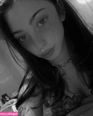 evasciacca - Jiggle jiggle