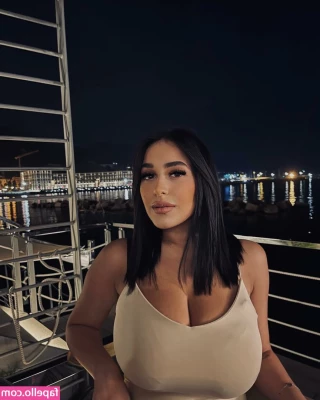 Rita Senatore [ rita-senatore ] - Felt cute, might delete later <3