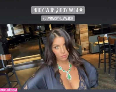 Tami Bar [ tami-bar ] - Where are my bitches with small penises