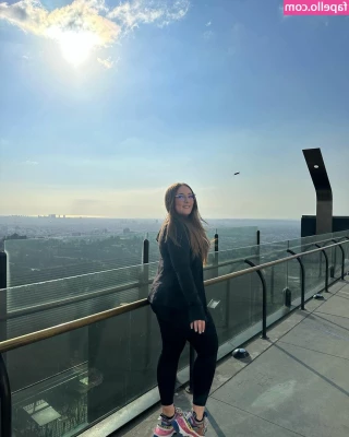 Dannielle Ashurst [ dannielle-ashurst ] - beg me to spread my legs for u