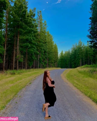 Dannielle Ashurst [ dannielle-ashurst ] - Can I be your honey? 😍