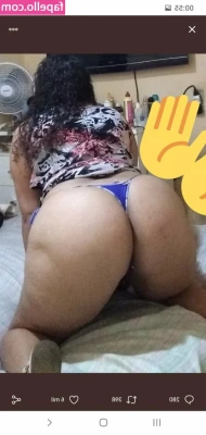 Rafaela - Happy  MasturbationMonday