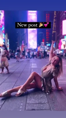 Acronopia - The collar is back on since I'm due for another visit at the end of