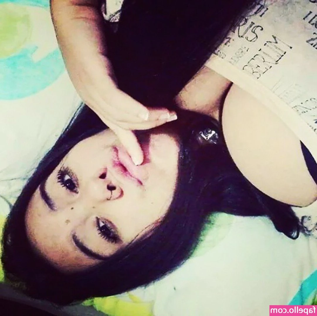 Ana Paula [ ana-paula-1 ] - Old vid struggle fucking those snatch grip dead’s