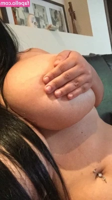 Ana Paula [ ana-paula-1 ] - A little clip from today’s savage ass upper body workout.