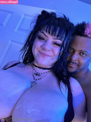 SpookyGirlLove - Hotel room fun