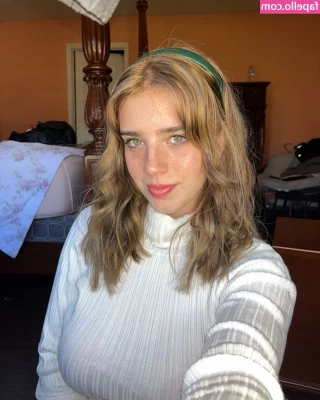 Haley Z [ haley-z ] - seeking anime bf