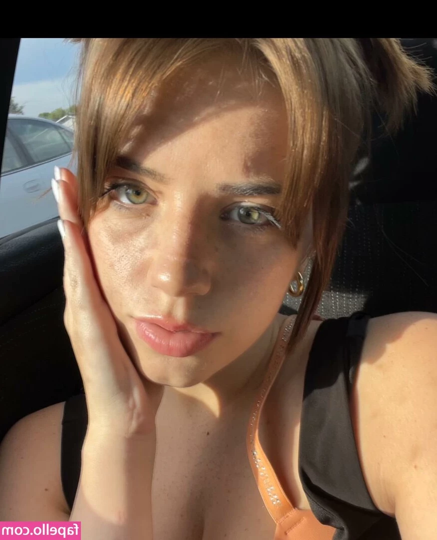 Haley Z [ haley-z ] - Do you want to join me in my bed?
