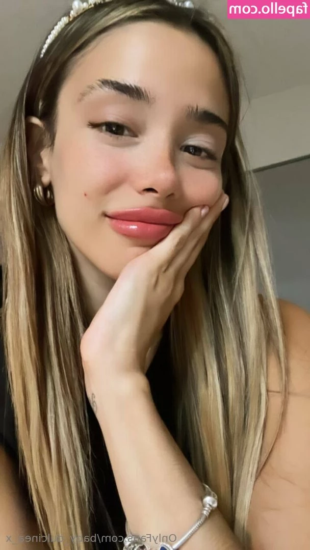 baby_dulcinea_x [ baby-dulcinea-x ] - Would you like me to appear in your bed like this