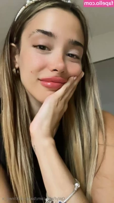 baby_dulcinea_x [ baby-dulcinea-x ] - Would you like me to appear in your bed like this