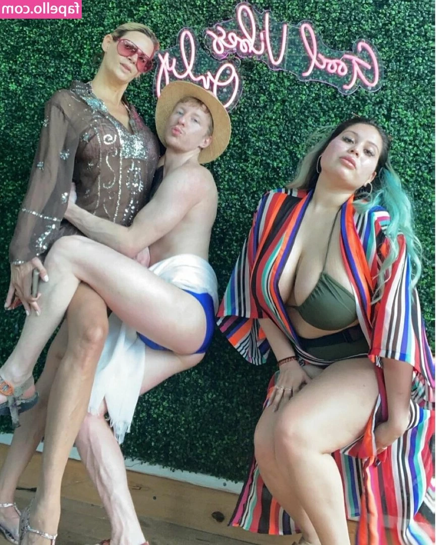 Sheila L [ sheila-l ] - Besitos de lunes