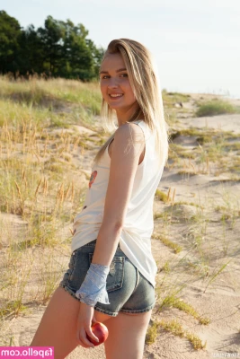 ShowyBeauty - Adam Sandler  dm me your favorite movie he s in     Mine is Happy