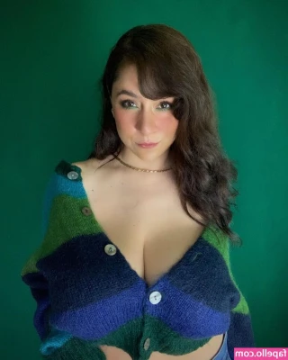 Josahandry Lia [ josahandry-lia ] - J aime bien être sexy   J espère que vous aimez xx