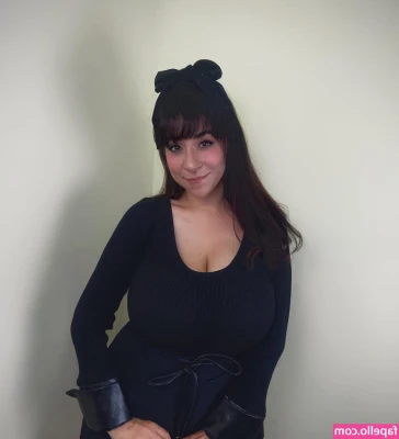 Josahandry Lia [ josahandry-lia ] - pick a place to cum