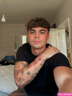 fidtik - So ready to bounce on some dick
