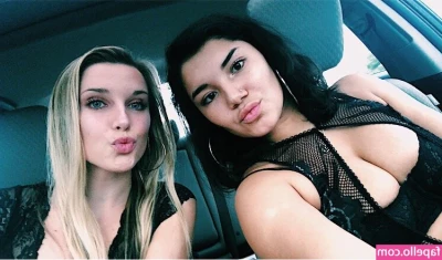 Hannah M [ hannah-m ] - Happy Sexy Saturday 😍😈Ready to slide in my Dm's a d have some