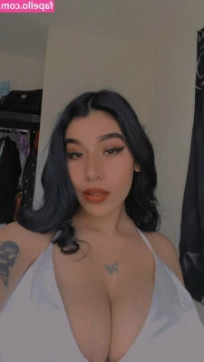 Fernanda V [ fernanda-v ] - Just a tease