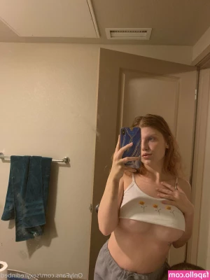 sexyredinbed - Petite ass 😈✨