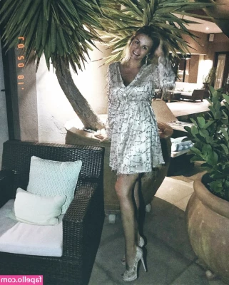 Daria Perel [ daria-perel ] - Got suspended from work today guys  every bit helps