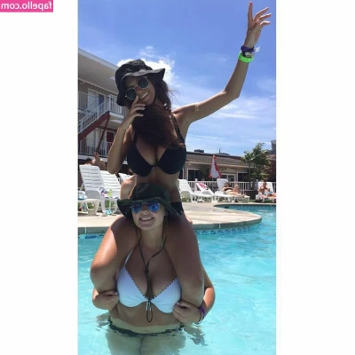 Dominique D'Angelo [ dominique-d-angelo ] - Just a random Dick pic of the night lol   Thick  BBC  DYLF