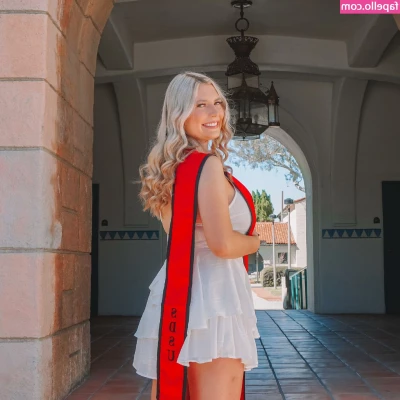 Olivia Haigh [ olivia-haigh ] - Any fans from pornhub  Dm me