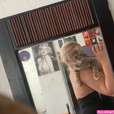 drearoseee - Hey all thank you for sticking around I m feeling much better today
