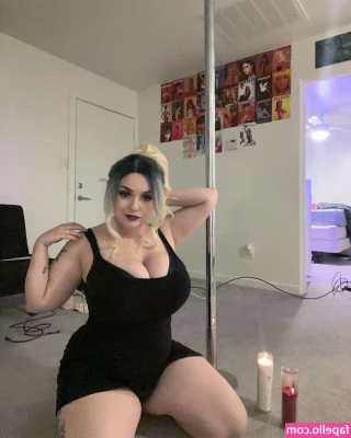 drearoseee - Let s ride      Watch me moan and ride my biggest toy