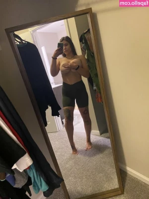 BrookieG - Today I was using my ass and almost forgot to video it all  Luckily