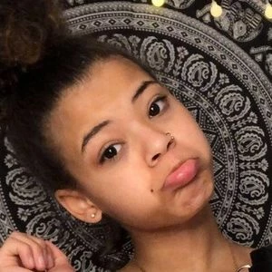 caroline jvid