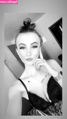 Sweet_kejty [ sweet-kejty ] - A List of all the cosplays I have coming in!! : •Nurse Power