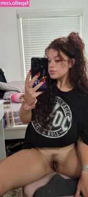 Sav - This got deleted   anyways feel free to message me what y all wanna
