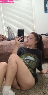 Sav - Not sure this is the best outfit to wear under my hiking jacket 
