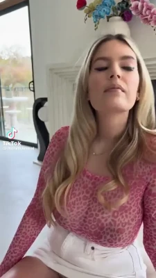 Liminal Mommy [ liminal-mommy ] - Amazing feet and breed session with sexy @magicmikehung01 😈