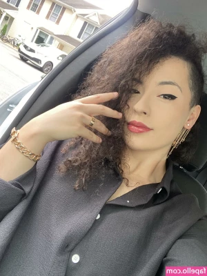 Curly Exotic [ curly-exotic ] - Ur Cute Gf Is Online! Come eat tight shaved pussy THANK YOU.