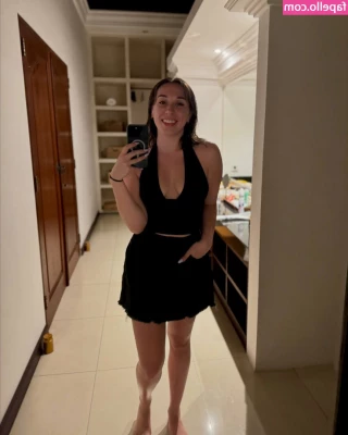 Abby Boom [ abby-boom ] - From the back