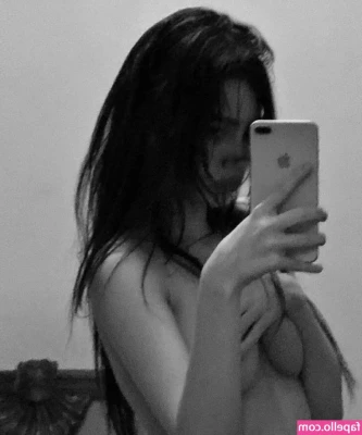 Marianna Mosesova [ marianna-mosesova ] - Very happy my Paid posts   are doing so well on my free account   It