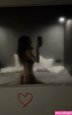 Marianna Mosesova [ marianna-mosesova ] - Reject selfies that didn t make it to twitter from tonight  P