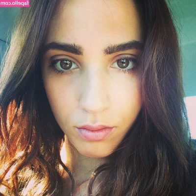 Alysha Grace Marko [ alysha-grace-marko ] - Y si te acuestas aquí