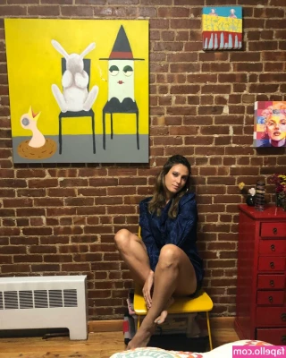 Alysha Grace Marko [ alysha-grace-marko ] - Wanna help me hold it?