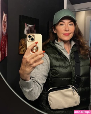 Jewel Staite [ jewel-staite ] - Que rico que me cojan duro   Lo que tanto has querido ver   Pídelo