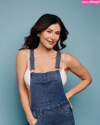 Jewel Staite [ jewel-staite ] - I was so horny in this video… I wish somebody could give me the