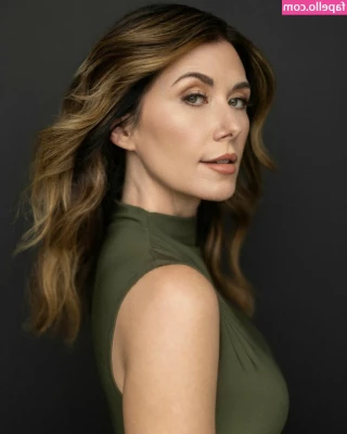 Jewel Staite [ jewel-staite ] - Cowboy hat or baseball cap