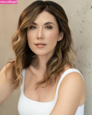 Jewel Staite [ jewel-staite ] - Tip if you want to sniff my sweaty ass