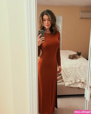 Jewel Staite [ jewel-staite ] - When he like those bare strokes before you get it all wet !!! Mornin