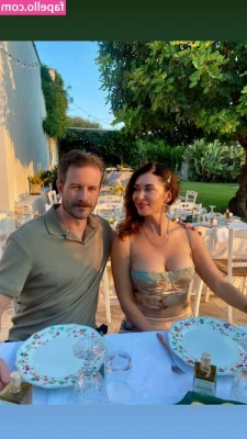 Jewel Staite [ jewel-staite ] - Hey famfan!! Merry Christmas! We hope everyone had a wonderful