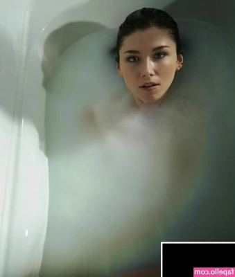Jewel Staite [ jewel-staite ] - I love the feeling of when you first put it in