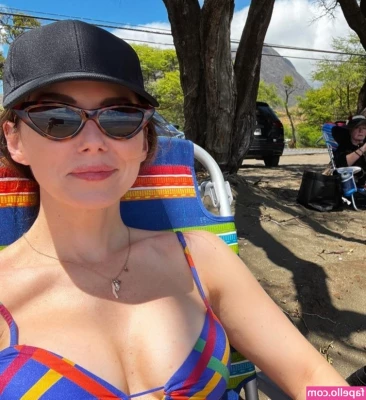 Jewel Staite [ jewel-staite ] - Do you want a threesome with US?😳💦