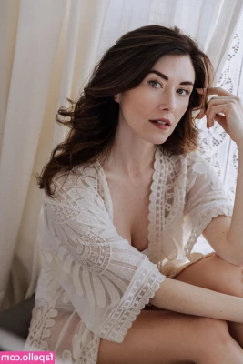 Jewel Staite [ jewel-staite ] - All nice and wet for Wednesday. I got seriously worked up with my